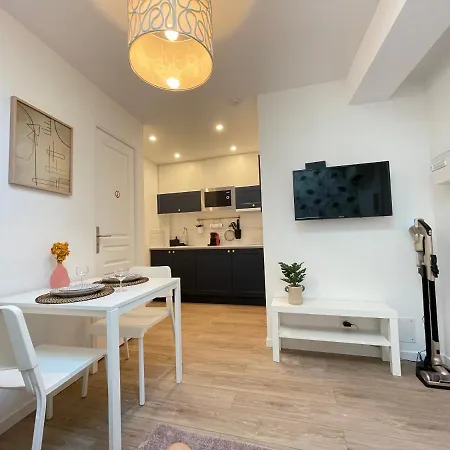 Renting - Fersen - 2 Vieil - Ac - Safranier - Big Terrace 昂蒂布