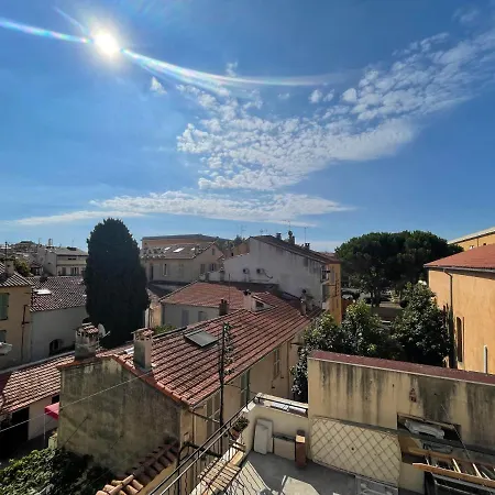 Renting - Fersen - 2 Vieil - Ac - Safranier - Big Terrace * 昂蒂布